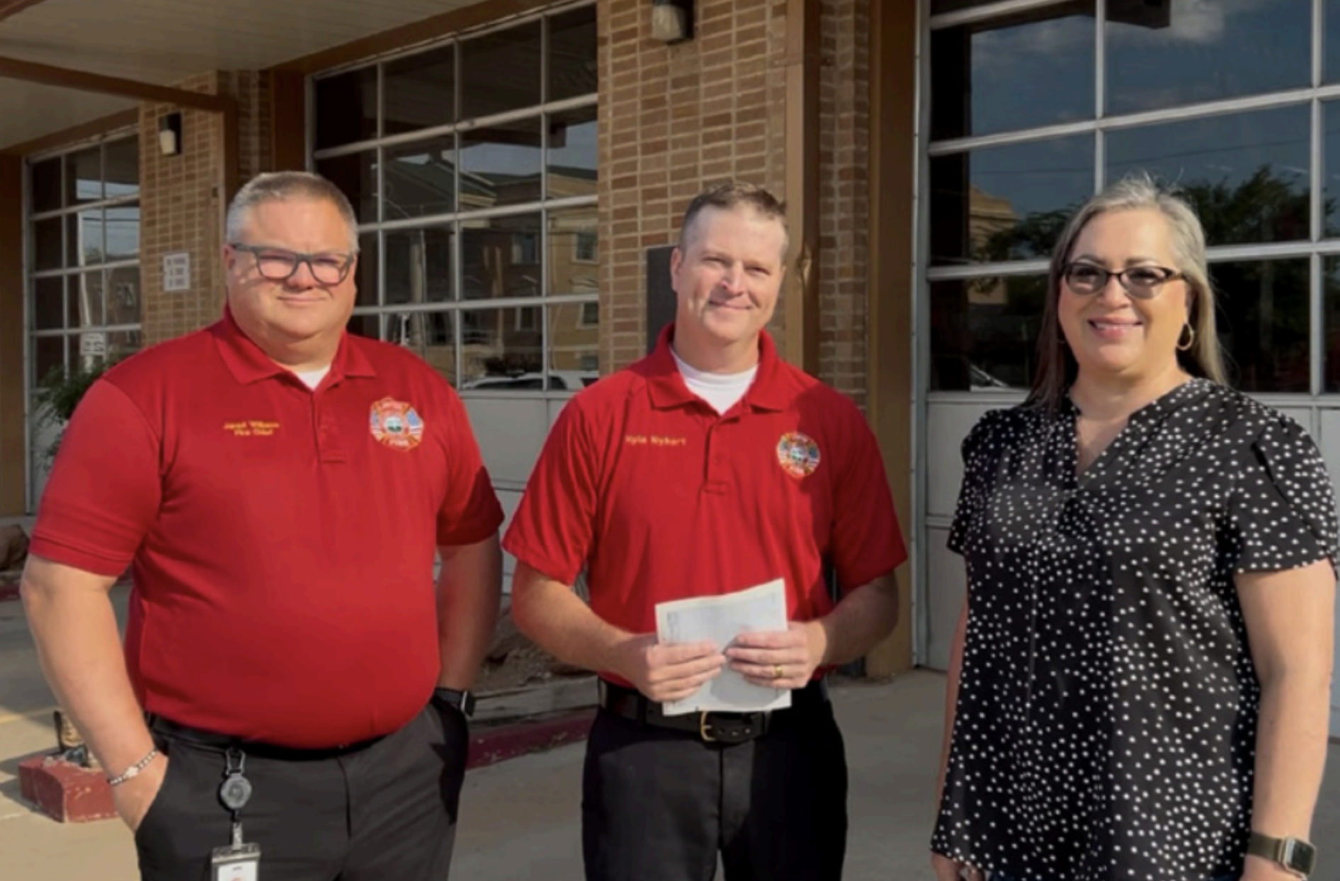 Jared Williams, Fire Chief; Kyle Nyhart; Dede Armes, CCMH Foundation Volunteer Jared Williams, Fire Chief; Kyle Nyhart;<br />
Dede Armes, CCMH Foundation Volunteer